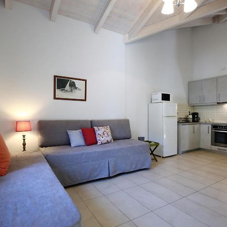 Wild Sea Apartments Agios Nikitas Exterior photo